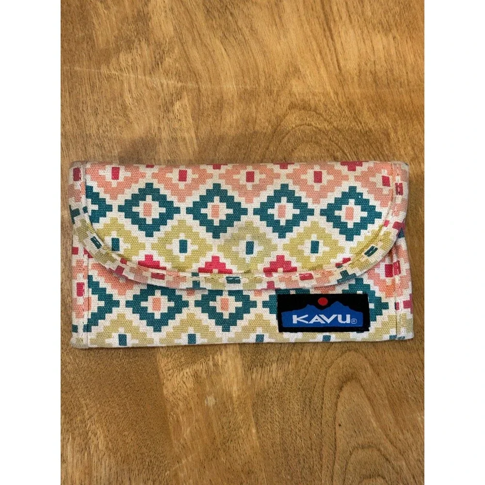 Kavu Women's Big Spender Wallet - Spring Montage  Southwestern Design